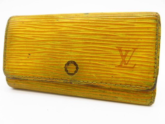 ルイヴィトン　キーケース